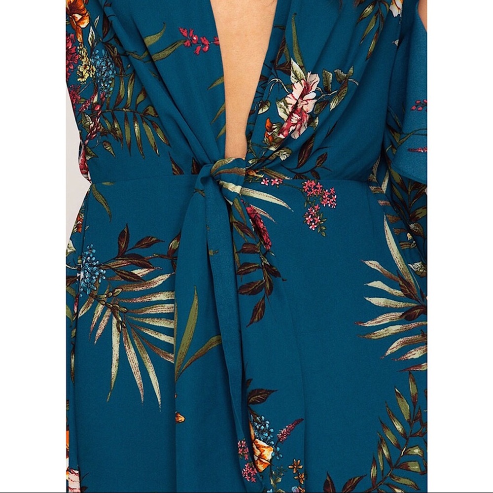Floral Woven Romper in Teal - Picture 4 of 6
